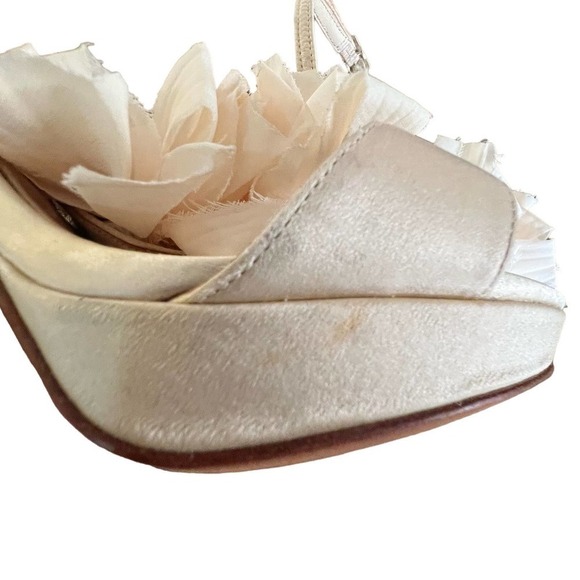 BADGLEY MISCHKA ADELE open-toe FLOWER T-strap High Heels Size 10 - Picture 6 of 9